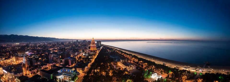 Apartment Жужуна Batumi Exterior foto